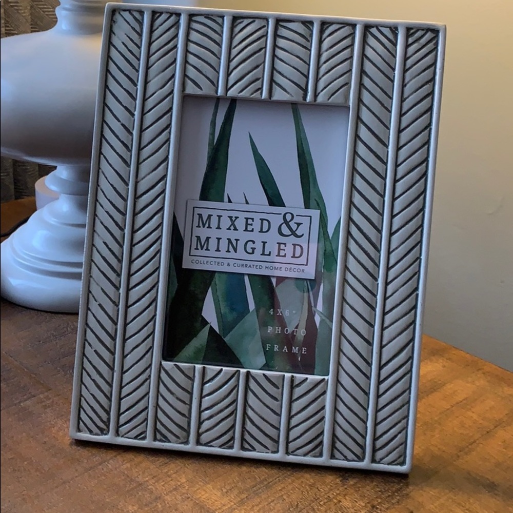 Mixed & Mingle 4x6 Frame